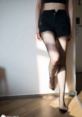 《迎风的青春》