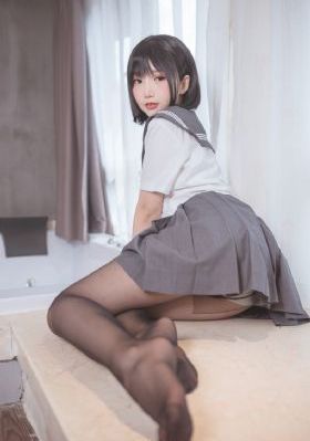 年轻的嫂子在线观看中文字幕